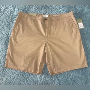 NWT Goodfellow Mens Shorts Sz 42 Flat Front Color Khaki 9” Inseam 4 Pocket